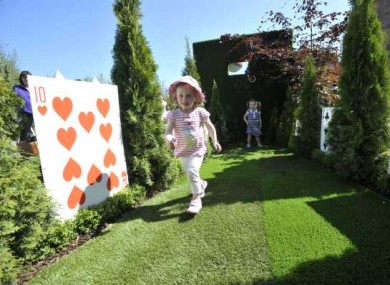 Martina and Niamh O'Donohoe enjoy the weather at Bloom in the Phoenix Park yesterday.