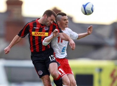 Dave Mulcahy of Bohs with Orri Freyer Hilmarsson of Thor.