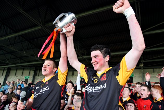 Shane Dowling and Declan Hannon lift the cup 27/2/2011