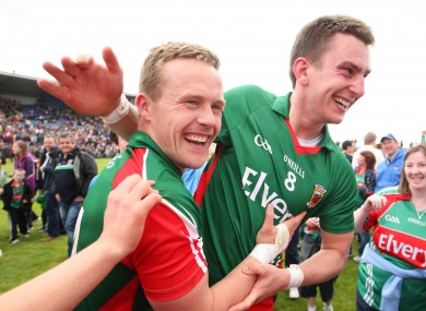 Barry Moran (right) with Mayo captain Andy Moran.