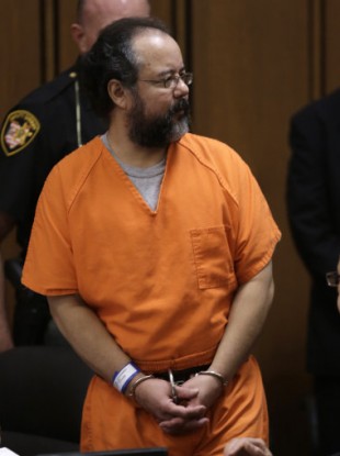 Ariel Castro looks toward Michelle Knight when he enters the courtroom.